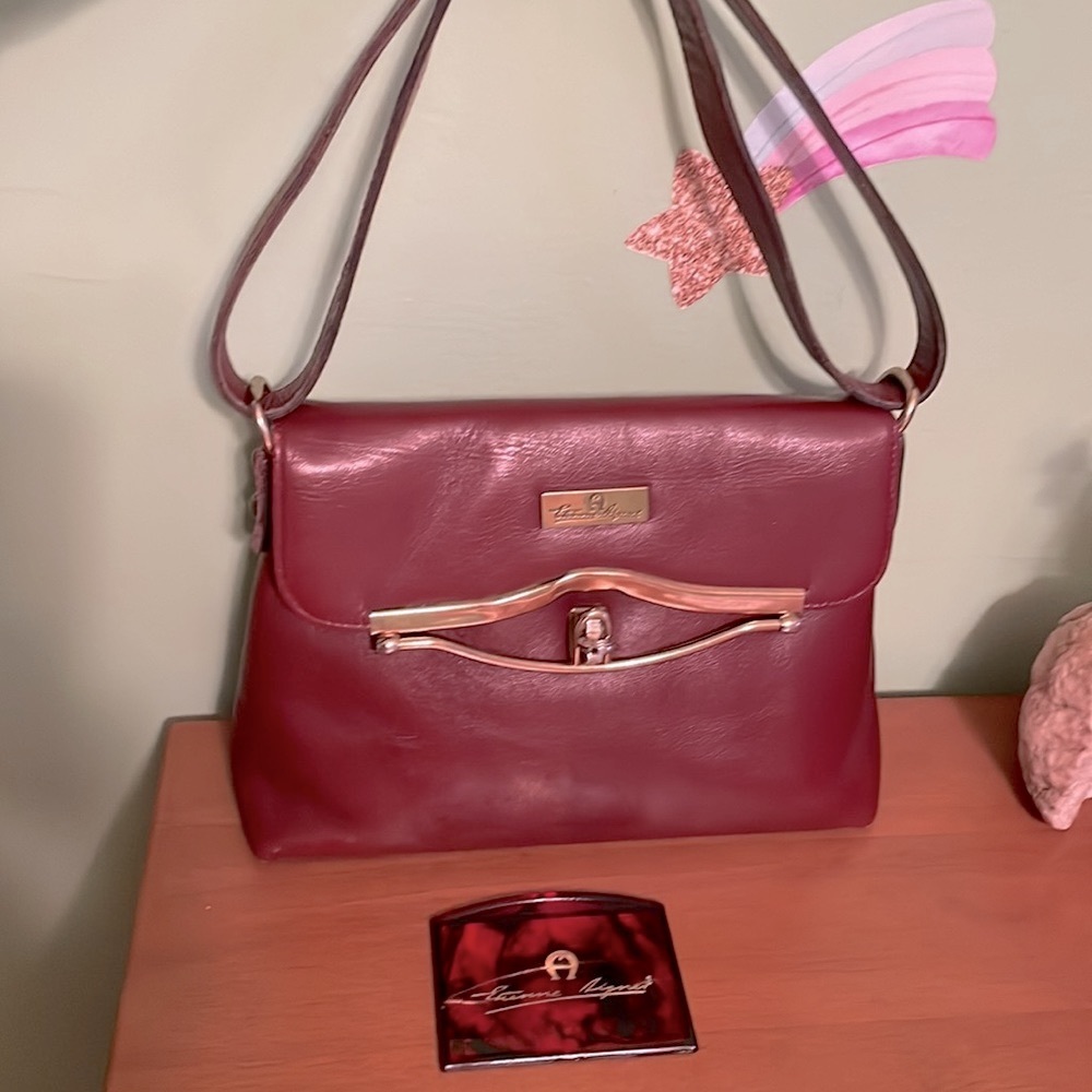 Vintage Etienne Aigner handbag